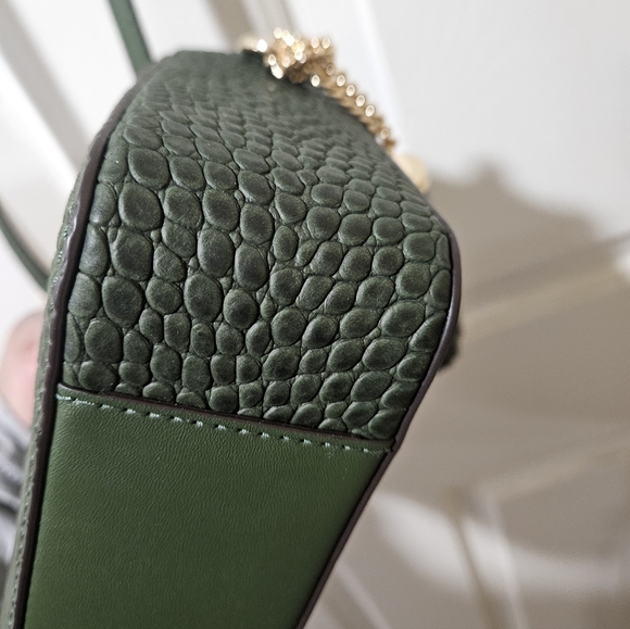 Michael Kors Amazon Green Crocodile Embossed Crossbody Bag - NWT - Picture 7 of 12